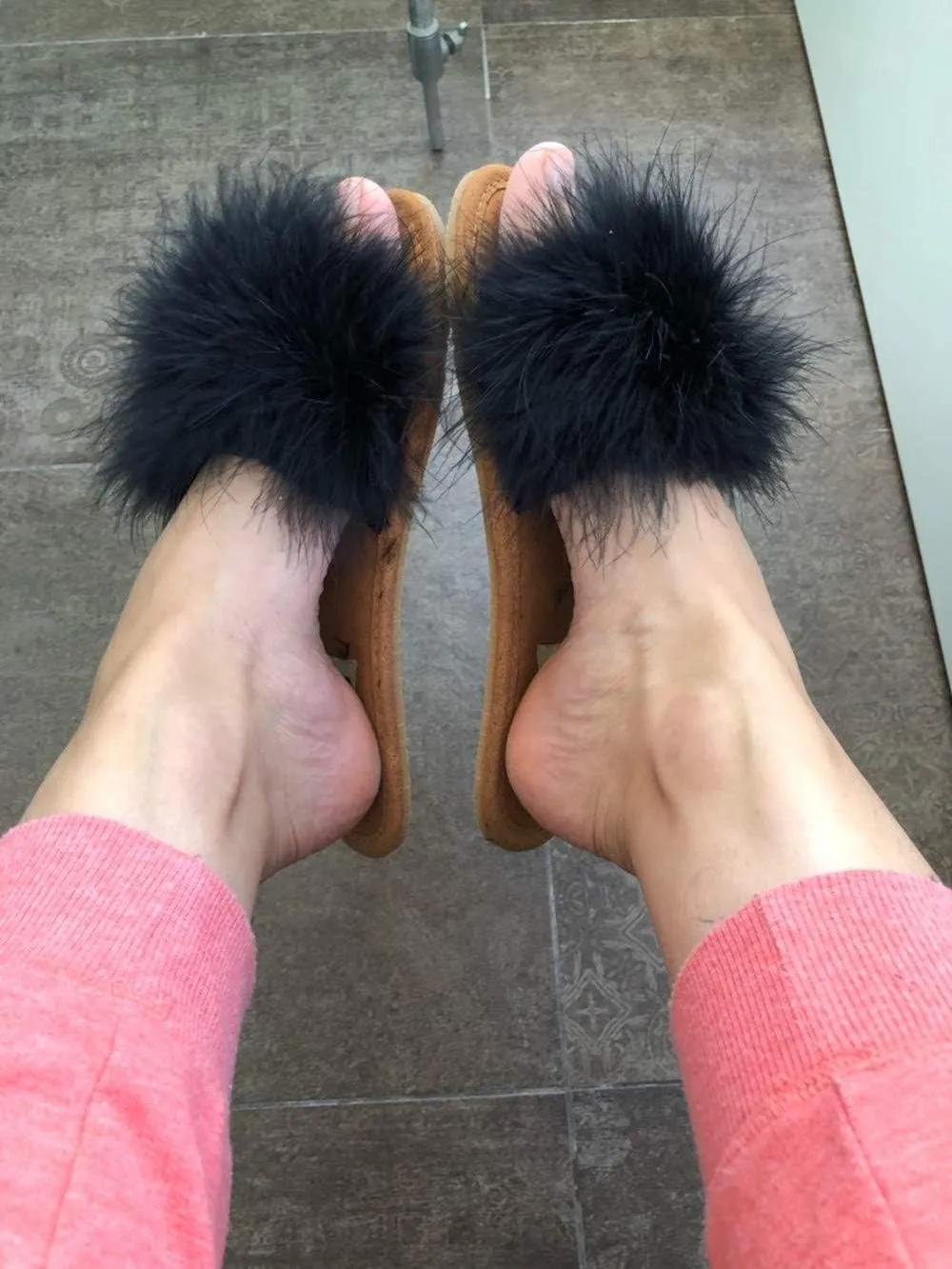 FAYUEKEY Comfy Slippers for Women Open Toe Sexy Fluffy Furry Soft Cute Slides Indoor Outdoor Flats Shoes