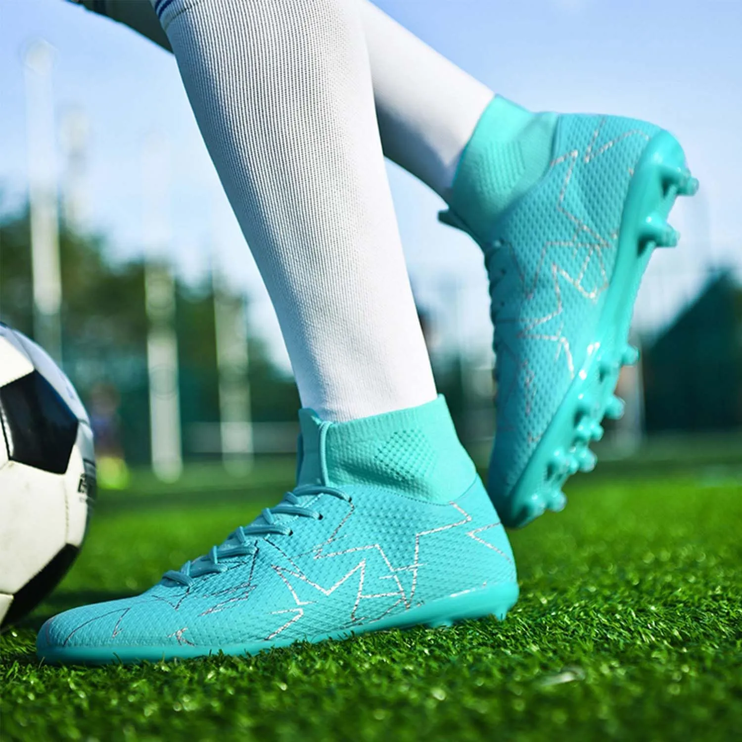 MEBAMY Men's Soccer Shoes Cleats Professional High-Top Breathable Athletic Football Boots Outdoor/Indoor Professional Futsal Football Training Sneakers
