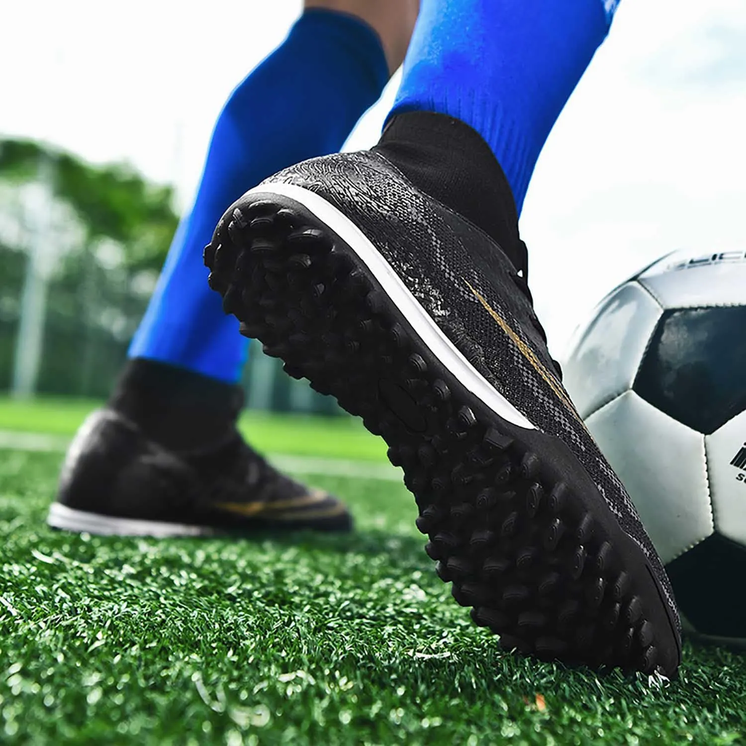 MEBAMY Soccer Cleats for Mens Rubber Sole Football Boots Comfortable Outdoor Soccer Shoes for Women Non-Slip Speed Leather Football Boots