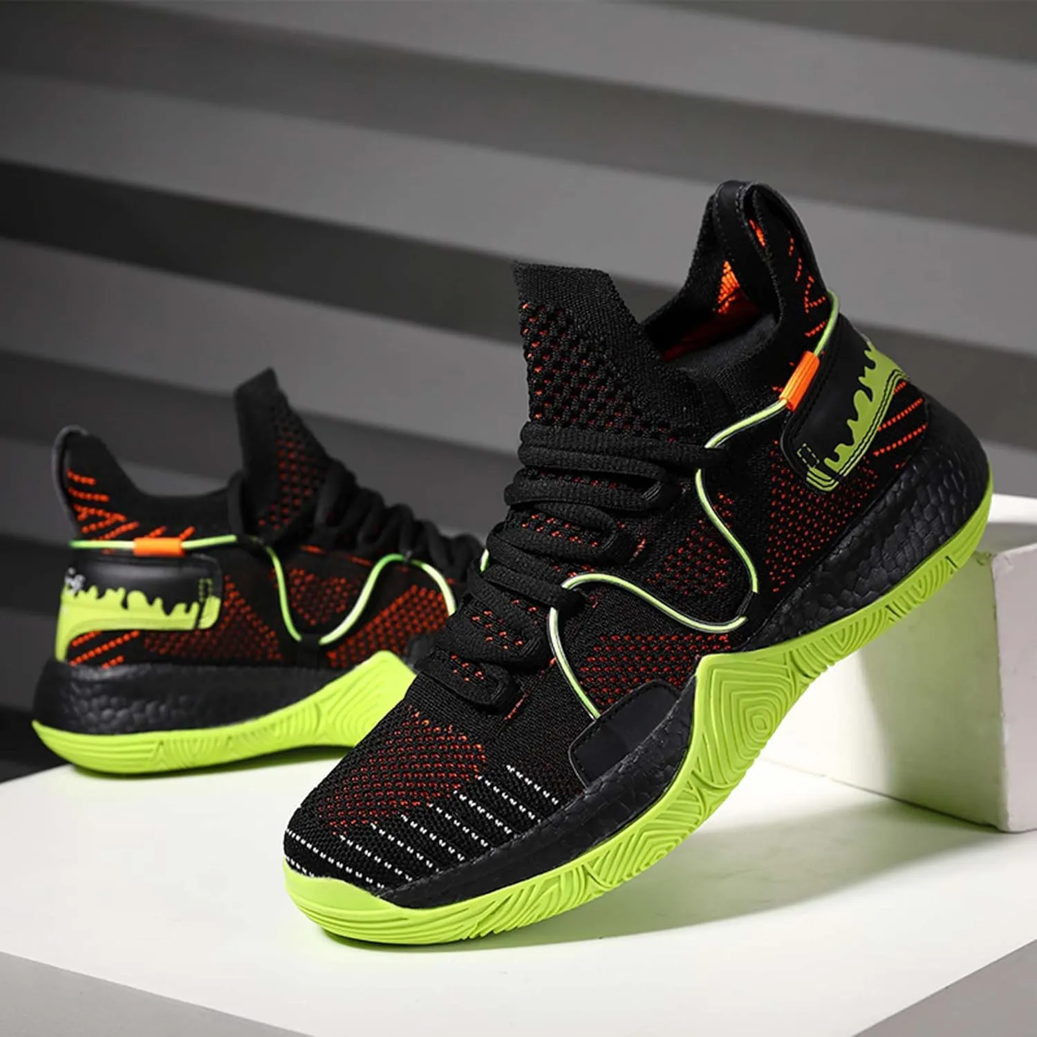 Mens and Womens Mesh Fabric Breathable Basketball Sneakers Mid Top Lace Up Casual Sneakers Non Slip and Breathable Fitness Training Shoes Lightweight Outdoor Hiking Shoes Baseball Sneakers