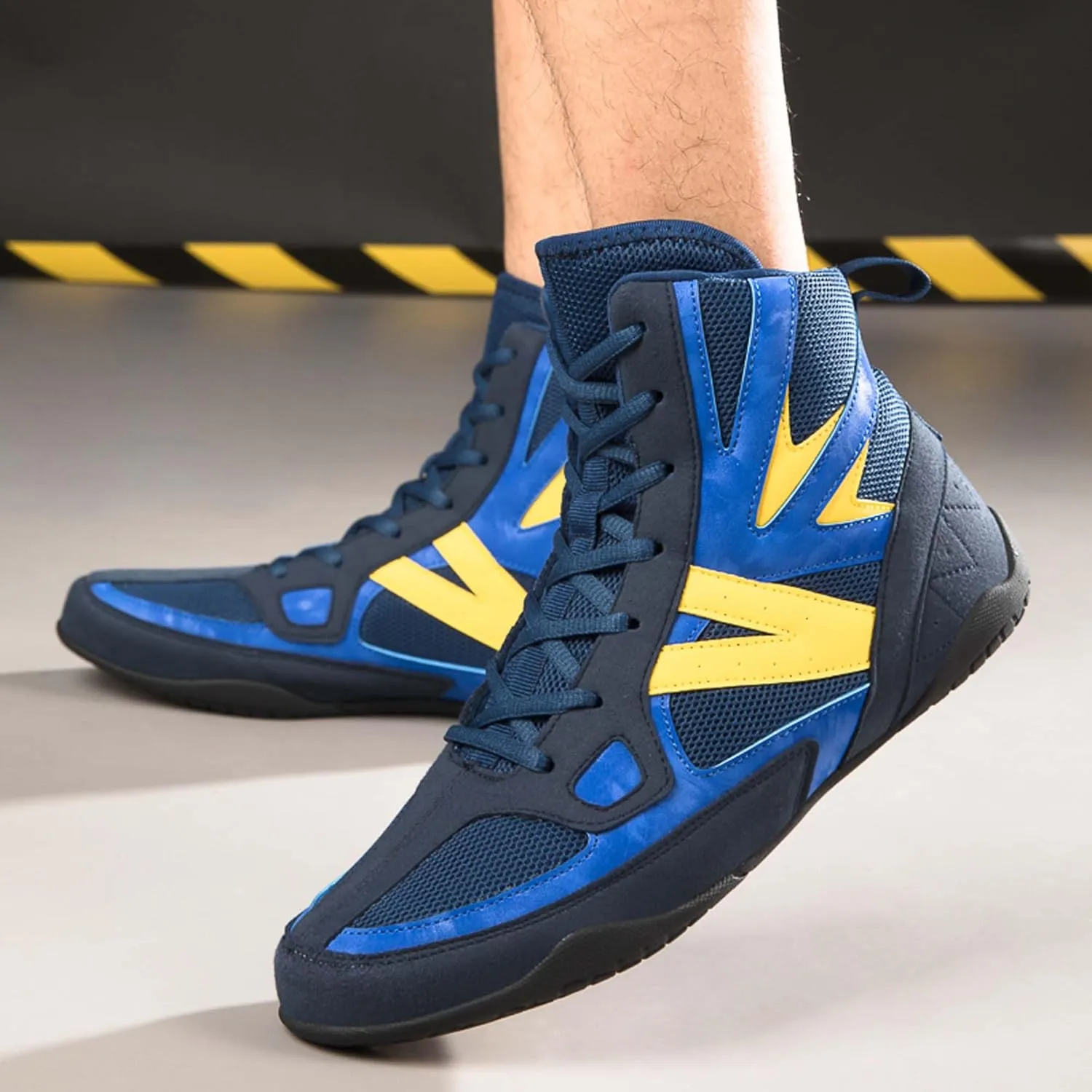 Usoway Men's Professional Boxing Shoes Non-Slip Wrestling Shoes Women's Lightweight Boxing Wrestling Training Shoes Adult Fitness Sports Shoes Fighting Weightlifting Multifunctional Shoes
