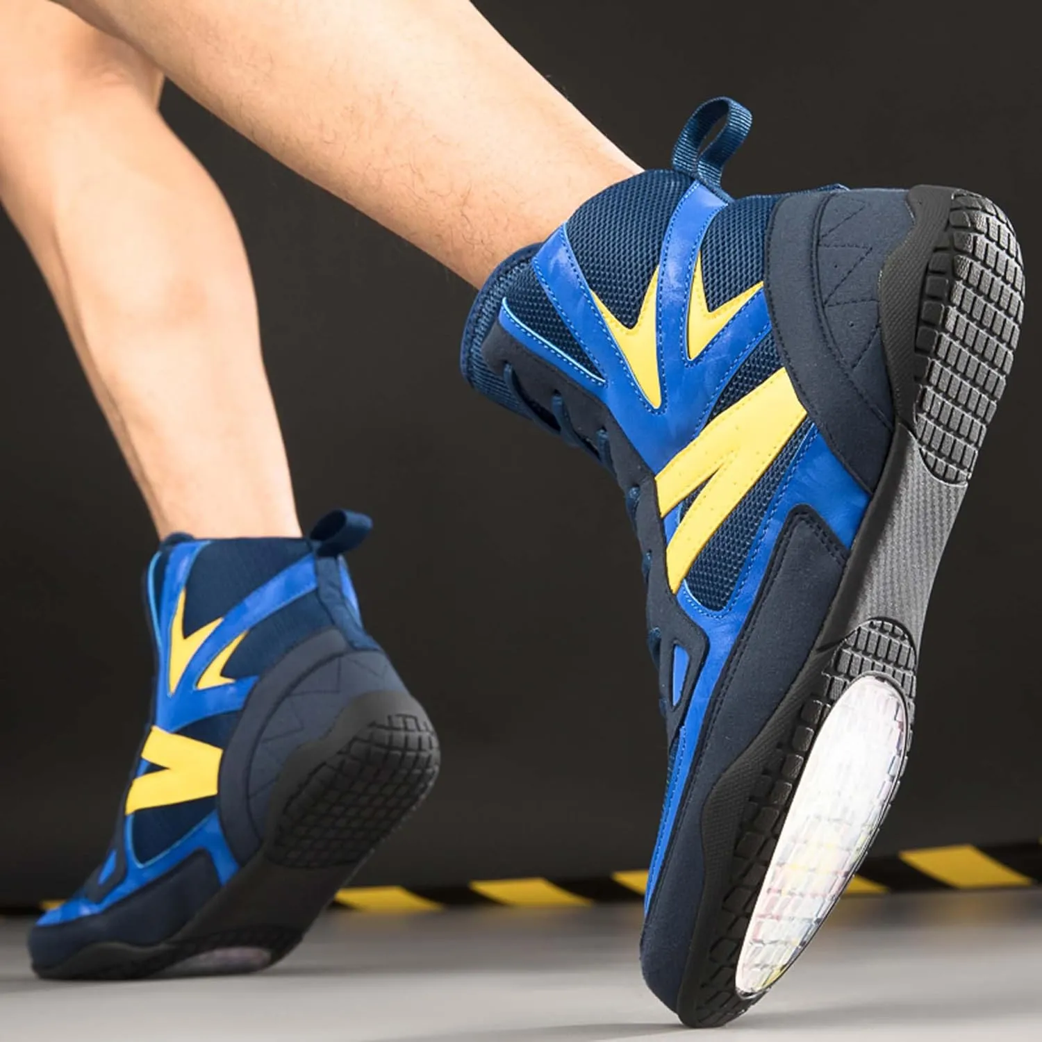 Usoway Men's Professional Boxing Shoes Non-Slip Wrestling Shoes Women's Lightweight Boxing Wrestling Training Shoes Adult Fitness Sports Shoes Fighting Weightlifting Multifunctional Shoes