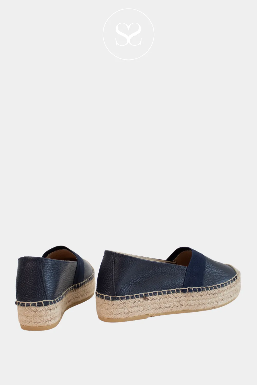 VIGUERA 2193 NAVY LEATHER PULL ON SHOES
