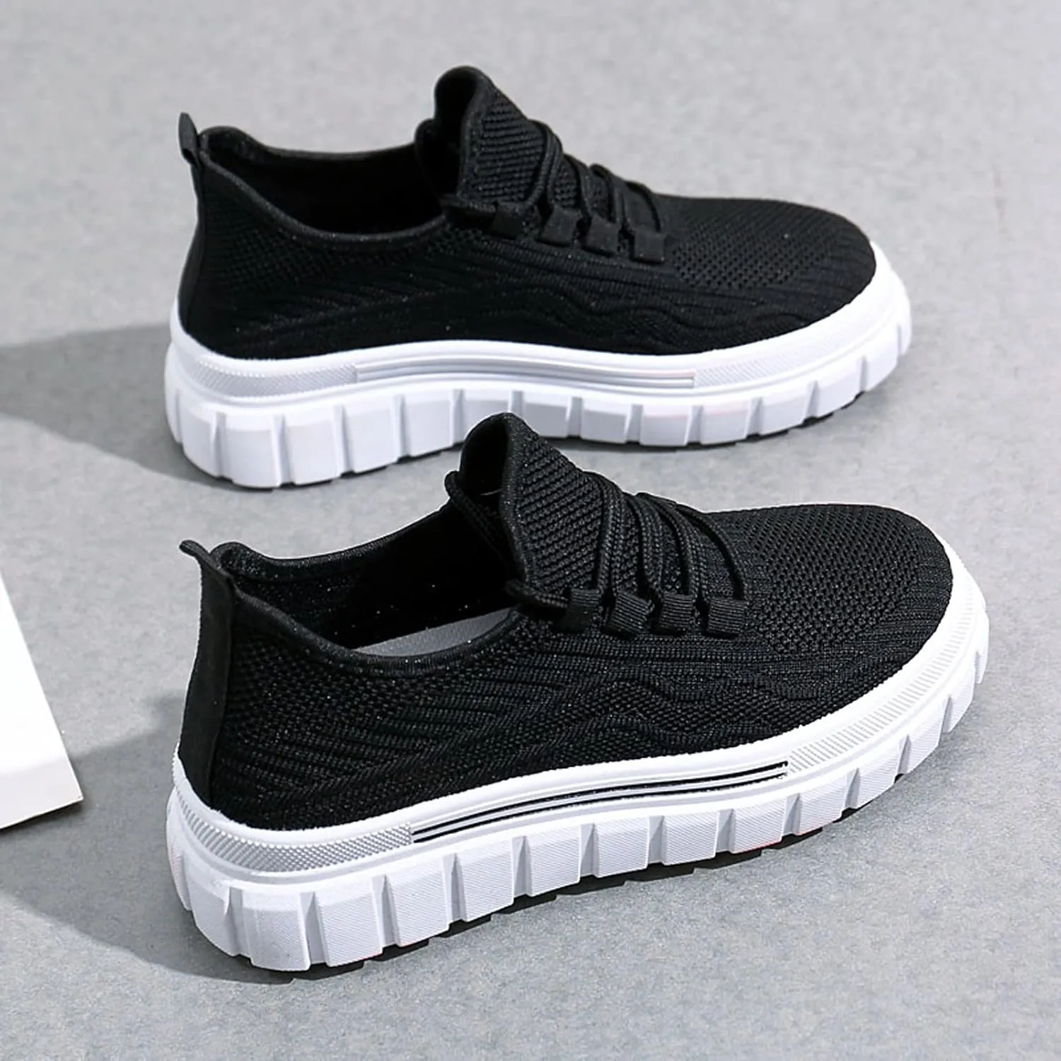Women's Breathable Mesh Lace Up Walking Shoes,Casual Fashion Anti-Slip Sneakers,Lightweight Soft Sole Tennis Shoes for Gym Travel Sports