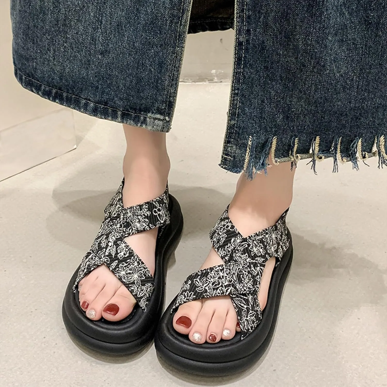 Women'S Chinese Style Embroidered Cross Strap Platform Sandals Elastic Ankle Strap Fashion Round Open Toe Slip On Memory Foam Chunky Sole Roman Sandals For Beach Walking Party