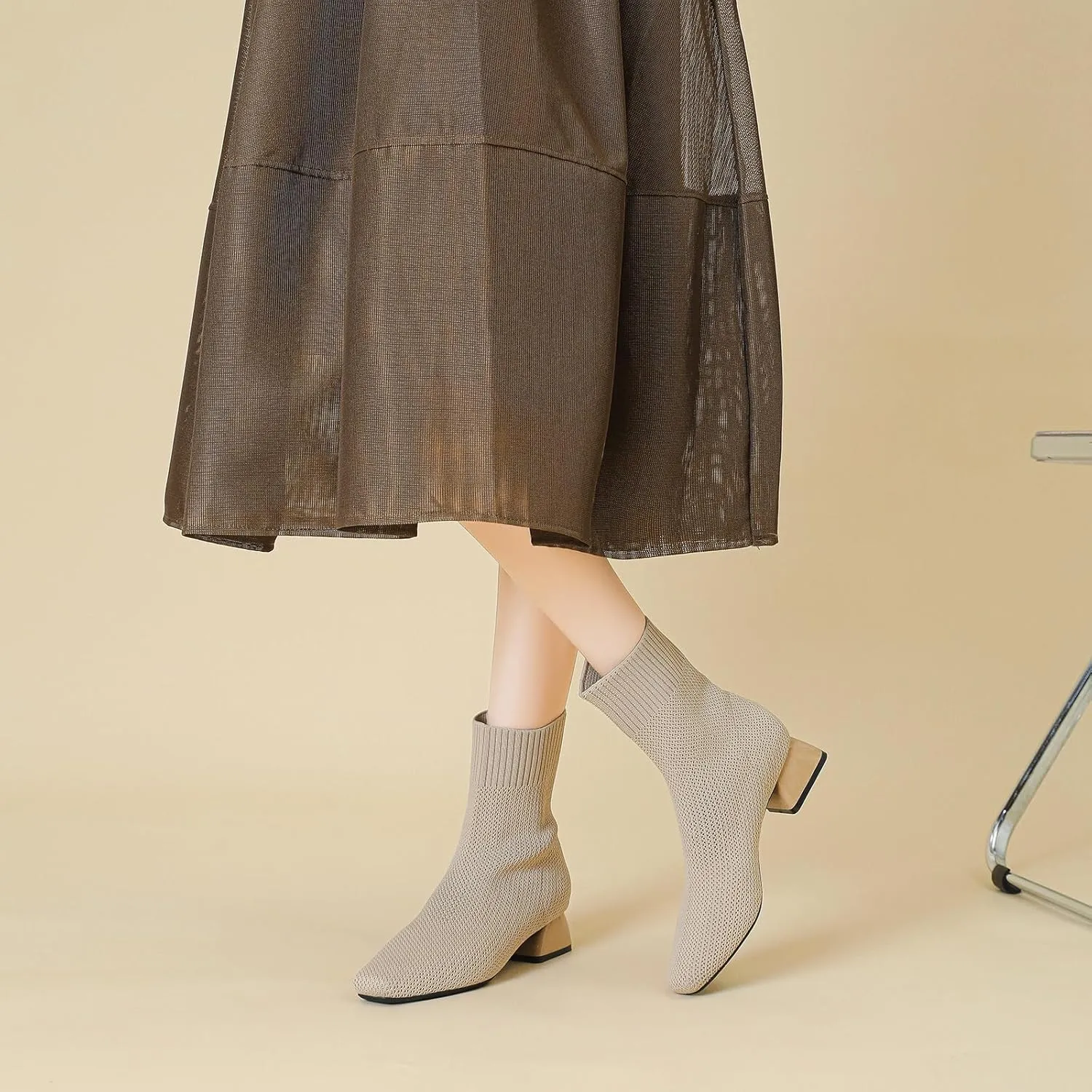 Women's Knit Chunky Block Heel Ankle Boots Fashion Square Toe Elastic Fabric Low Heel Slip On Casual Boots Comfort Breathable Dress Sock Booties