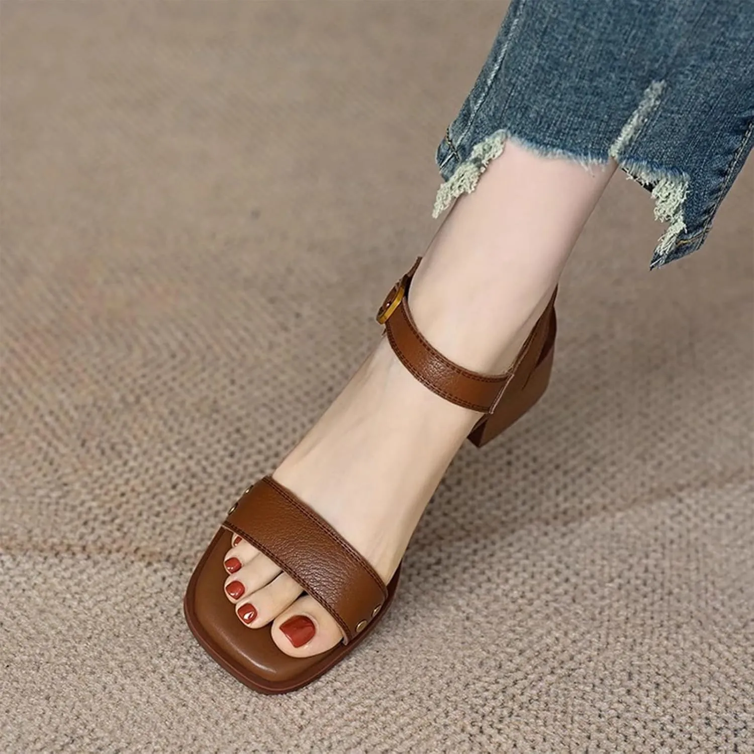 Womens Leather Adjust Ankle Buckle Chunky Heel Sandals Retro Comfortable Square Peep Toe Mid Block Heel Slingback Sandals for Travel Party Dressy