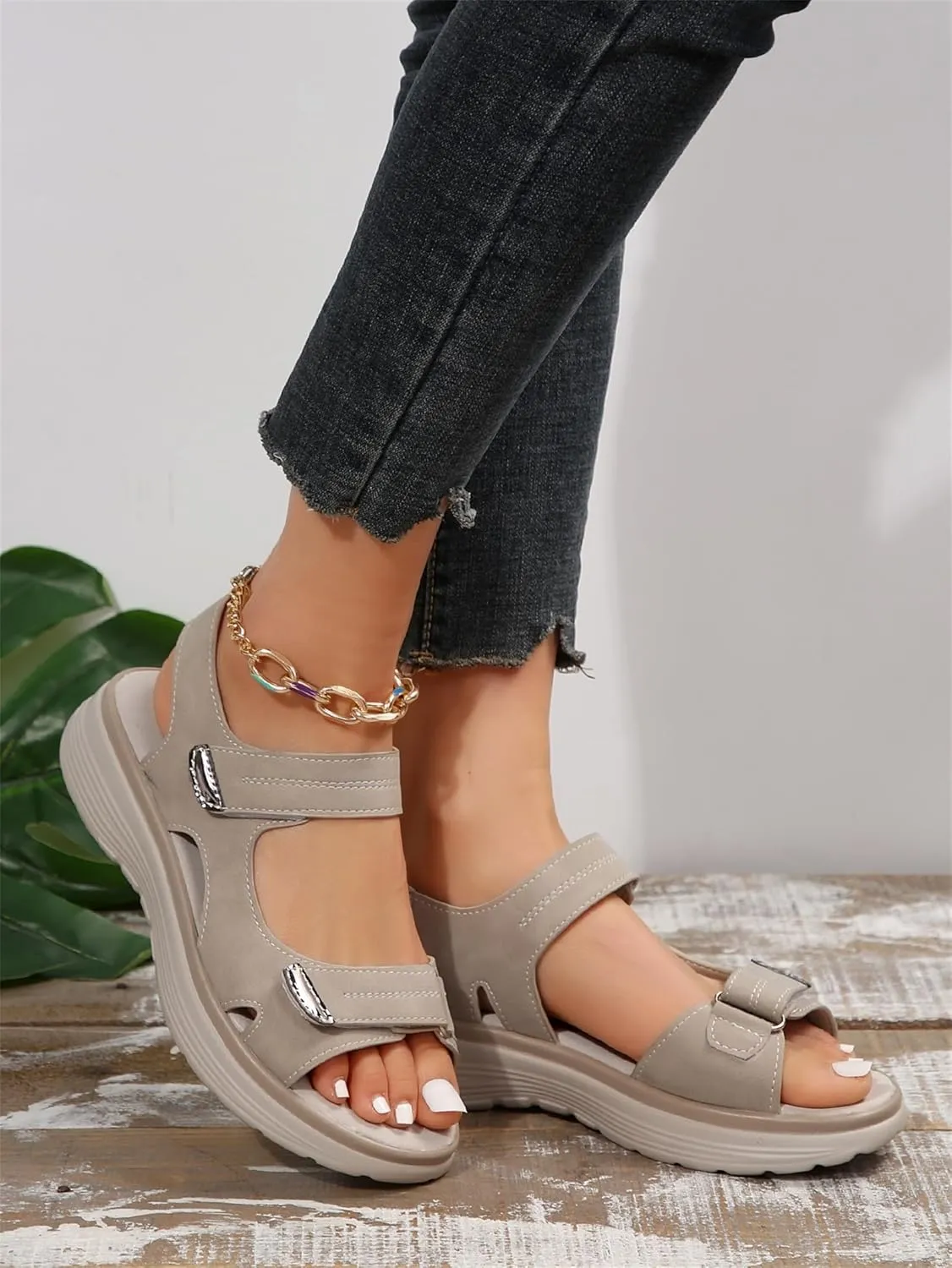 Womens Orthopedic Walking Sandals Open Toe Comfort Beach Flat Slides Sandals with Soft Cushion Foam Ladies Outdoor Sport Athletic Hiking Sandal