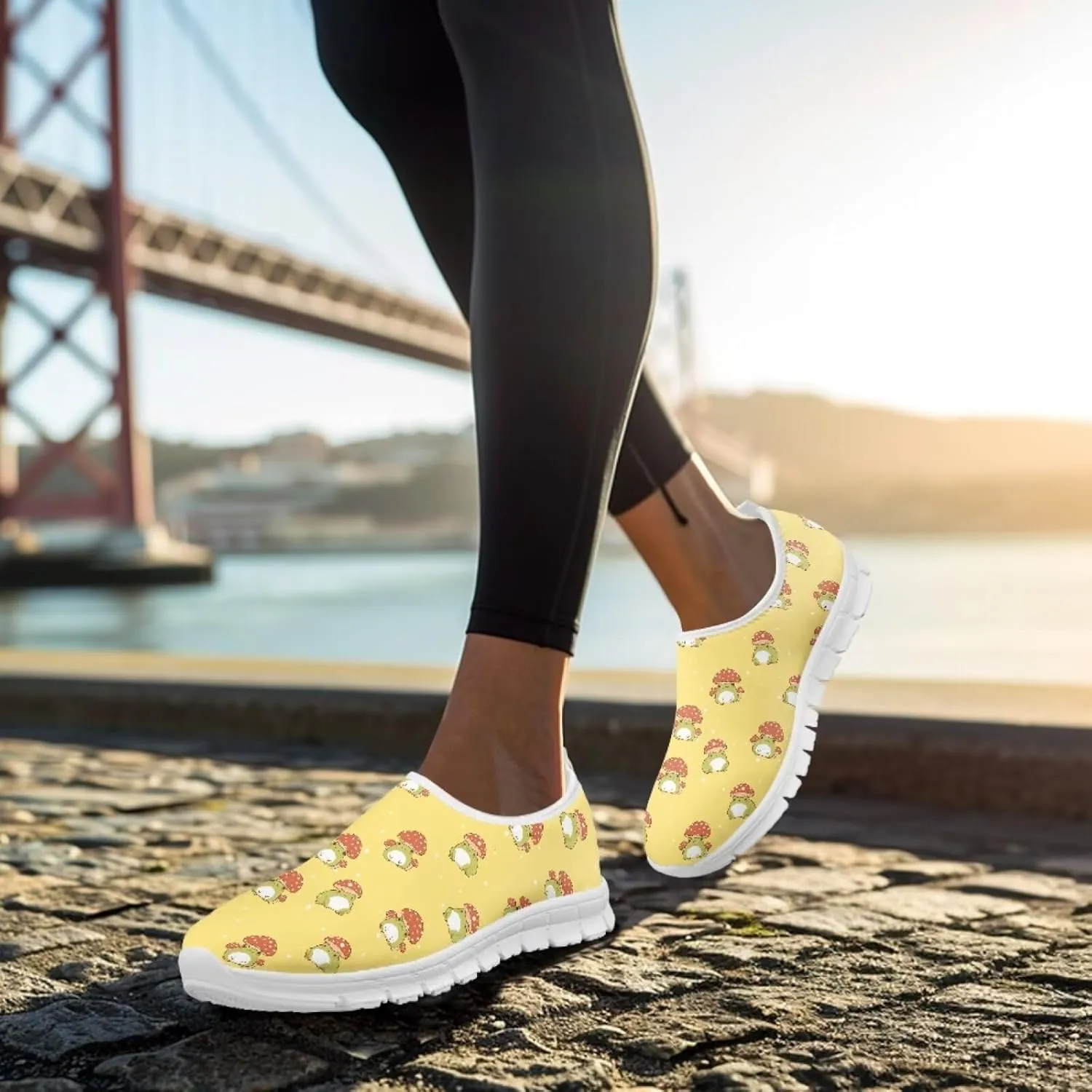 Women's Slip on Sneakers Casual Shoes Loafers Non Slip Breathable Comfortable Walking Sneakers Gifts for Women Girls White Sole Size 5.5-11.5